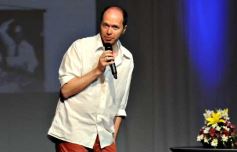 Foto de la galería: El CEEM presentó al biólogo Diego Golombek