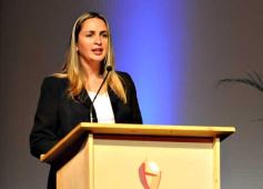 Foto de la galería: El CEEM presentó al biólogo Diego Golombek