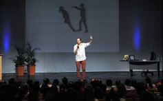 Foto de la galería: El CEEM presentó al biólogo Diego Golombek