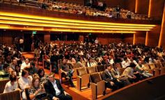 Foto de la galería: El CEEM presentó al biólogo Diego Golombek