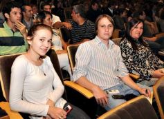 Foto de la galería: El CEEM presentó al biólogo Diego Golombek