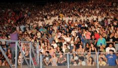 Foto de la galería: Juventud entrega premios y presenta a Los Miranda