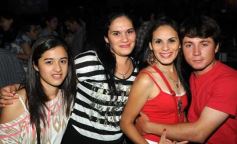 Foto de la galería: Noche de Sabado