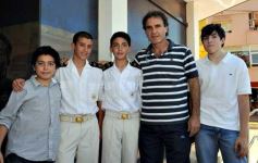 Foto de la galería: Visita de ex figuras