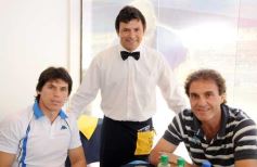 Foto de la galería: Visita de ex figuras