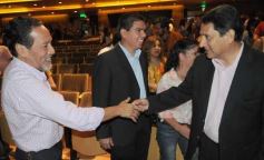 Foto de la galería: Conferencia de Felipe Pigna: Teatro Lírico