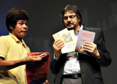 Foto de la galería: Conferencia de Felipe Pigna: Teatro Lírico