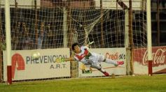 Foto de la galería: Guaraní 1-Brown 1, Clasificó Brown por penales.-
