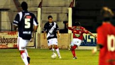 Foto de la galería: Guaraní 1-Brown 1, Clasificó Brown por penales.-