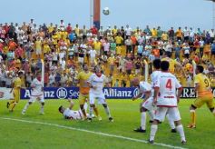 Foto de la galería: Crucero del Norte 1-Huracán de Parque Patricios 2