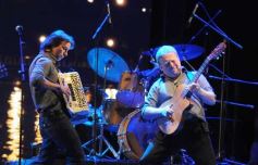 Foto de la galería: Primera noche