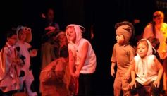 Foto de la galería: Acto de fin de año del Jardín de Infantes Nivel Inicial del Instituto Jesús Niño