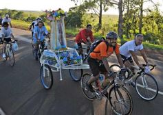 Foto de la galería: Peregrinación hacia la Basílica de Itatí