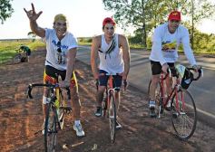Foto de la galería: Peregrinación hacia la Basílica de Itatí