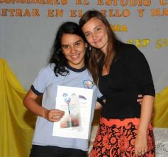 Foto de la galería: Acto de cierre de ciclo lectivo 2012 en el CEP 53 del barrio Yacyretá