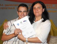 Foto de la galería: Acto de cierre de ciclo lectivo 2012 en el CEP 53 del barrio Yacyretá