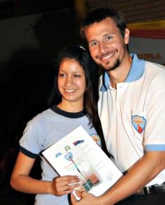 Foto de la galería: Acto de cierre de ciclo lectivo 2012 en el CEP 53 del barrio Yacyretá