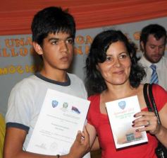 Foto de la galería: Acto de cierre de ciclo lectivo 2012 en el CEP 53 del barrio Yacyretá