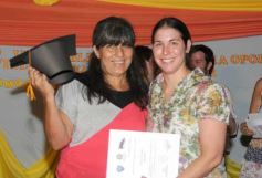 Foto de la galería: Acto de cierre de ciclo lectivo 2012 en el CEP 53 del barrio Yacyretá