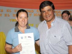 Foto de la galería: Acto de cierre de ciclo lectivo 2012 en el CEP 53 del barrio Yacyretá