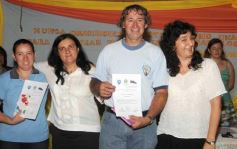 Foto de la galería: Acto de cierre de ciclo lectivo 2012 en el CEP 53 del barrio Yacyretá