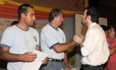 Foto de la galería: Acto de cierre de ciclo lectivo 2012 en el CEP 53 del barrio Yacyretá