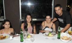 Foto de la galería: Cena y encuentro de Fin de Año