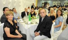 Foto de la galería: Cena y entregas de distinciones a trabajadores destacados
