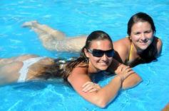 Sixto Fotografías. Sociedad. Piletas - Club de Río. Tarde de Viernes!!!