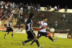 Sixto Fotografías. Deportes. Torneo Regional Federal Amateur - Guaraní Antonio Franco 1 - Chaco For Ever 1