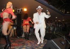 Sixto Fotografías. Sociedad. Cena Show - Antonio Ríos en Casino Club Posadas