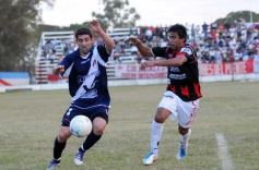 Sixto Fotografías. Deportes. Torneo Regional Federal Amateur - Colegiales de Concordia 1-Guaraní A. Franco 1