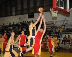 Sixto Fotografías. Deportes. Torneo Provincial - Tokio de Posadas 103-Coatí de Eldorado 100