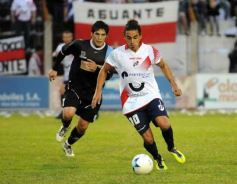 Sixto Fotografías. Deportes. Torneo Regional Federal Amateur - Guaraní 0-Juventud Unida 0 (La Franja a un paso del Argentino A)