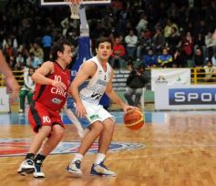Sixto Fotografías. Deportes. Cuadrangular en Foz de Iguazú - Argentina 96-Chile 62