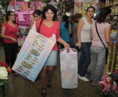 Sixto Fotografías. Sociedad. Varios - El Black Friday movilizó a los posadeños