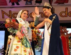 Sixto Fotografías. Sociedad. Fiesta Nacional del Inmigrante - La colectividad italiana mantiene el reinado