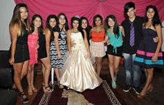 Foto de la galería: Los 15 de Camy Dávalos