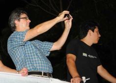 Foto de la galería: Desfile de comparsas en el barrio Miguel Lanús