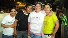 Foto de la galería: Desfile de comparsas en el barrio Miguel Lanús