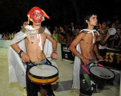 Foto de la galería: Desfile de comparsas en el barrio Miguel Lanús