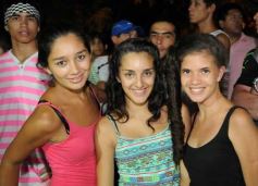 Foto de la galería: Desfile de comparsas en el barrio Miguel Lanús