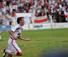 Foto de la galería: Guaraní A. Franco 2-Talleres de Cba. 0
