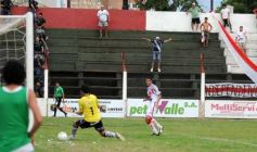 Foto de la galería: Guaraní A. Franco 2-Talleres de Cba. 0