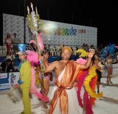 Foto de la galería: Primera noche de los Carnavales Misioneros en el cuarto tramo de la costanera