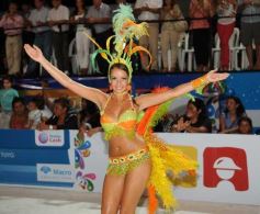 Foto de la galería: Primera noche de los Carnavales Misioneros en el cuarto tramo de la costanera