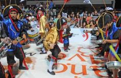 Foto de la galería: Primera noche de los Carnavales Misioneros en el cuarto tramo de la costanera