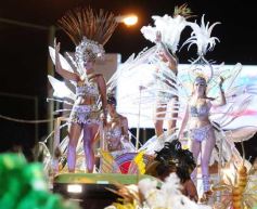 Foto de la galería: Primera noche de los Carnavales Misioneros en el cuarto tramo de la costanera