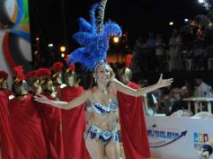 Foto de la galería: Primera noche de los Carnavales Misioneros en el cuarto tramo de la costanera