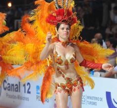 Foto de la galería: Primera noche de los Carnavales Misioneros en el cuarto tramo de la costanera